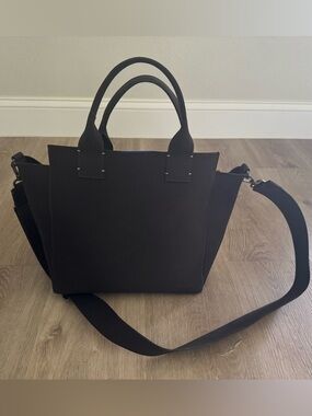 Rothy’s The Handbag in Total Black